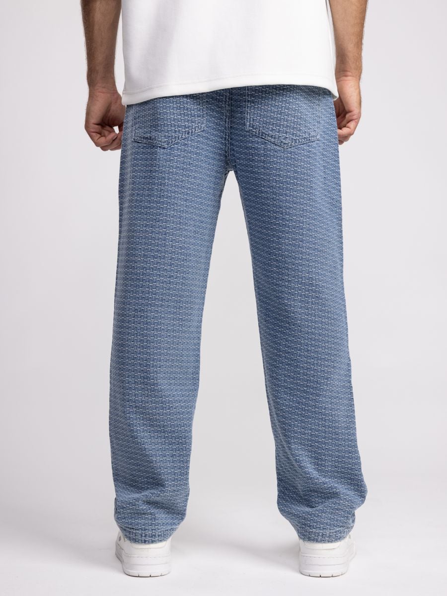 ג’’ינס לגבר עם טקסטורה