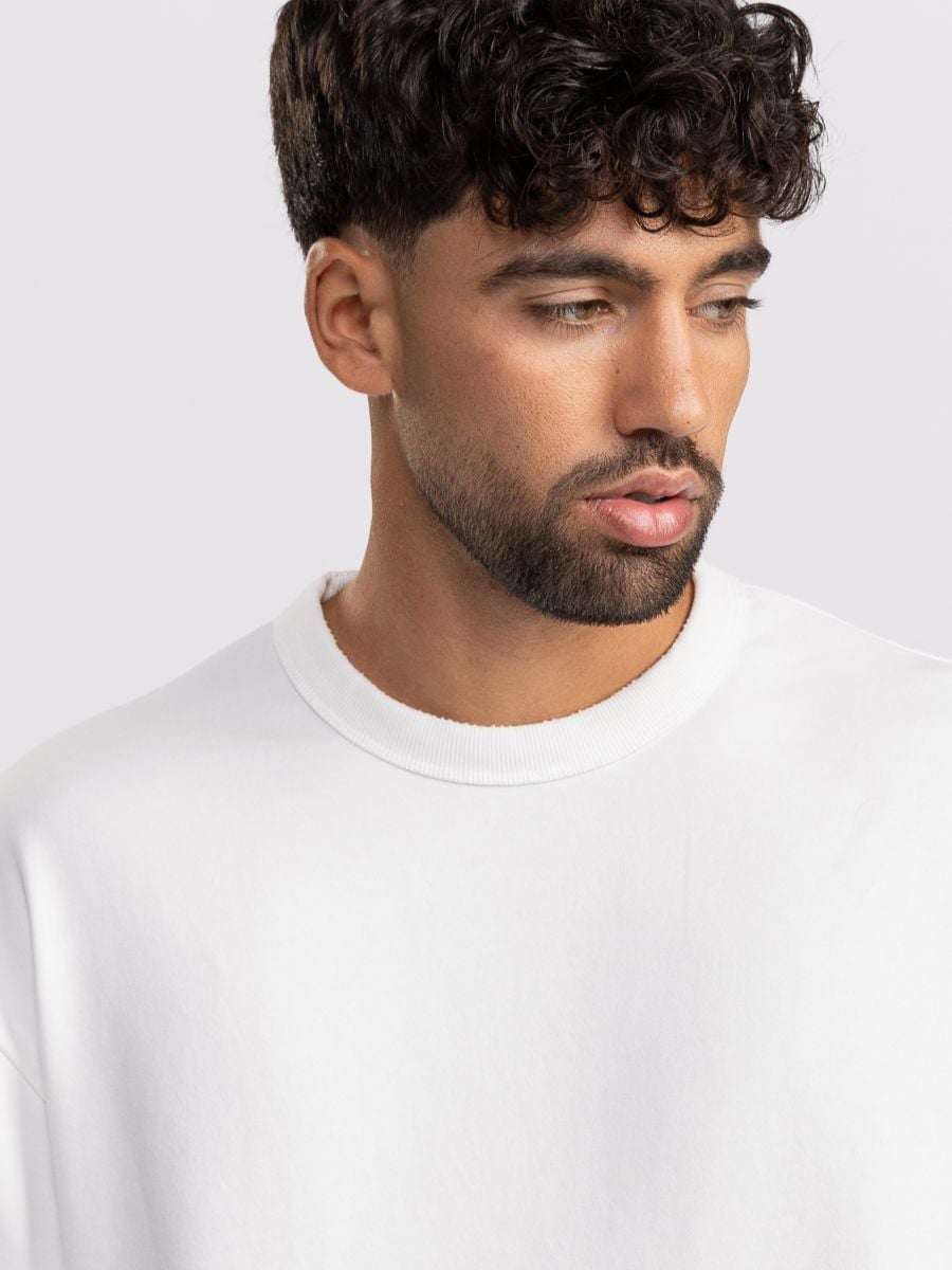 חולצת טי שירט לגבר עם שרוולים עד המרפק