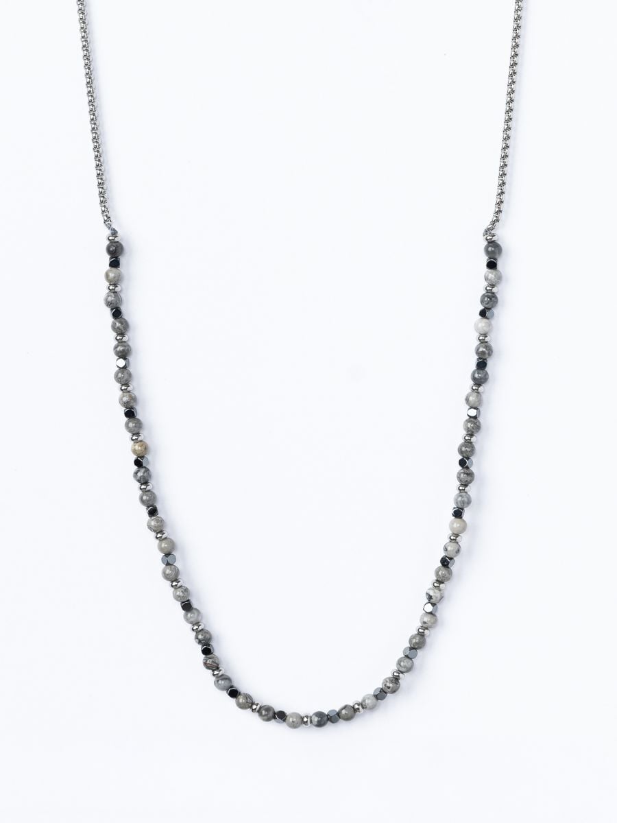 שרשרת כסופה בשילוב חרוזים לגבר