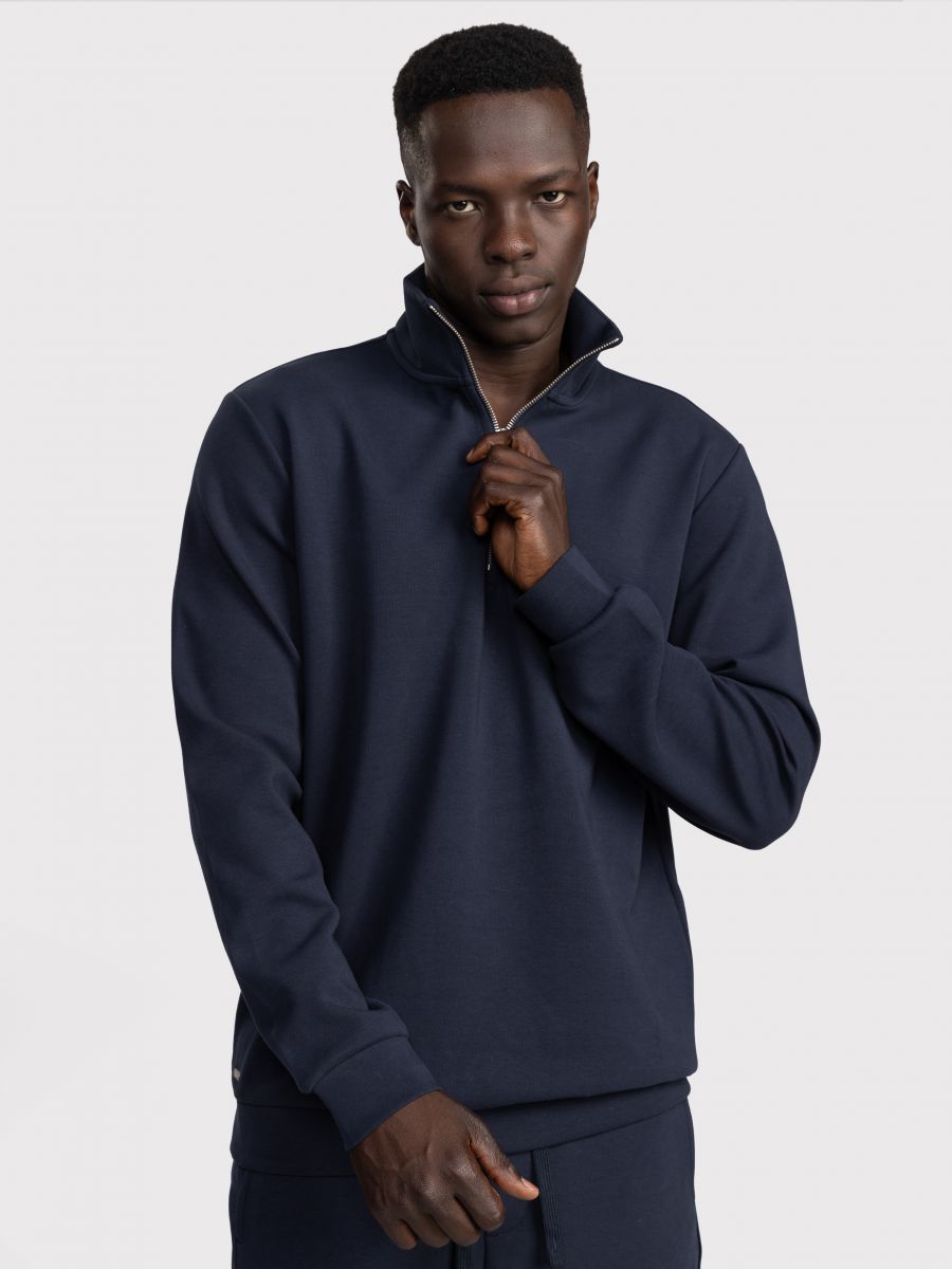 חולצת פוטר לגבר עם חצי רוכסן