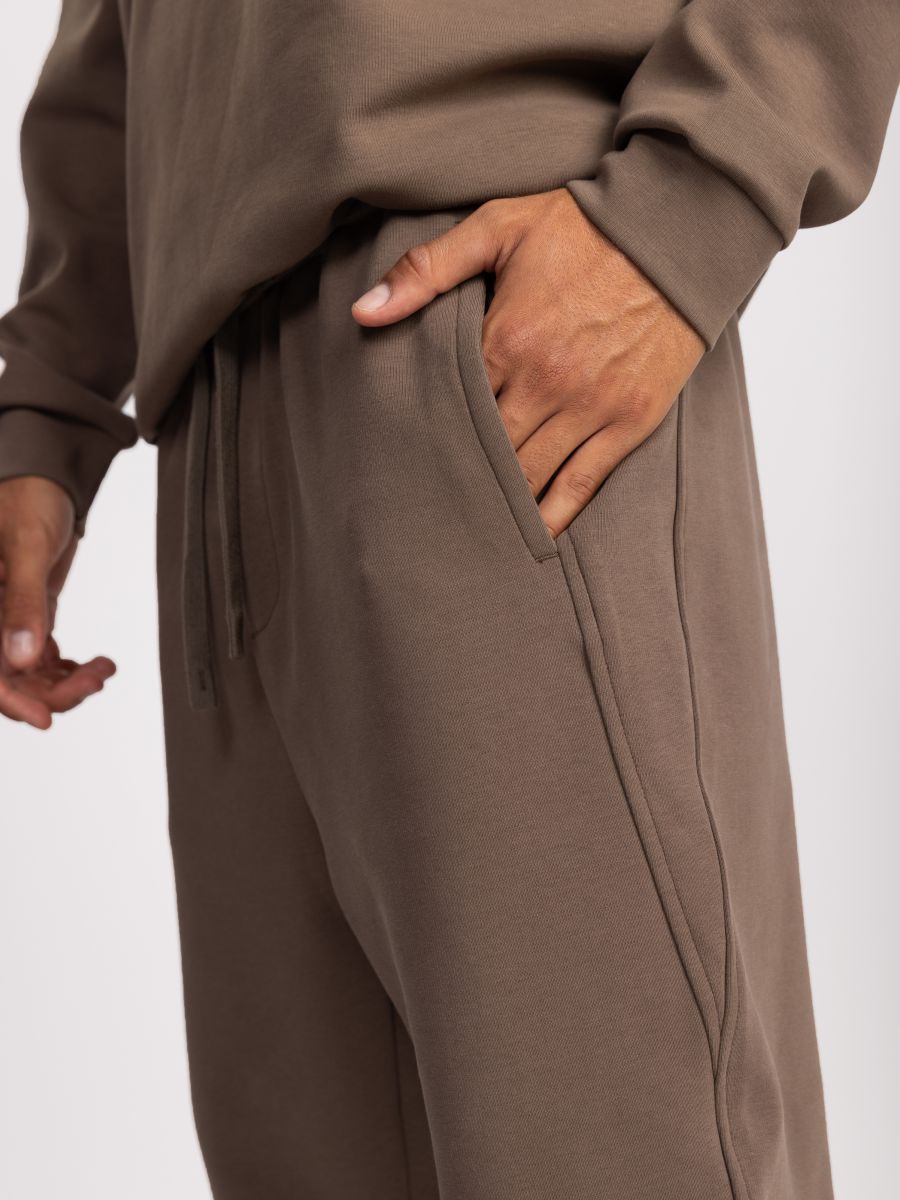 מכנסי פוטר לגבר עם סיומת גומי