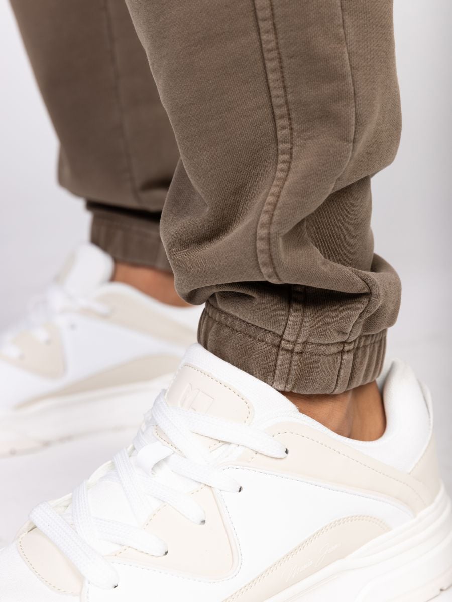 מכנסי טרנינג עם גומי ושרוך להתאמה