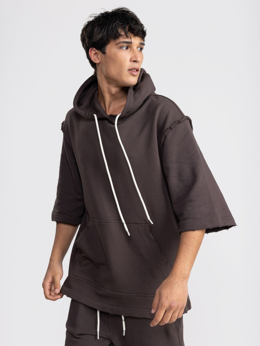 קפוצון פוטר עם שרוולים קצרים וגימור פרום