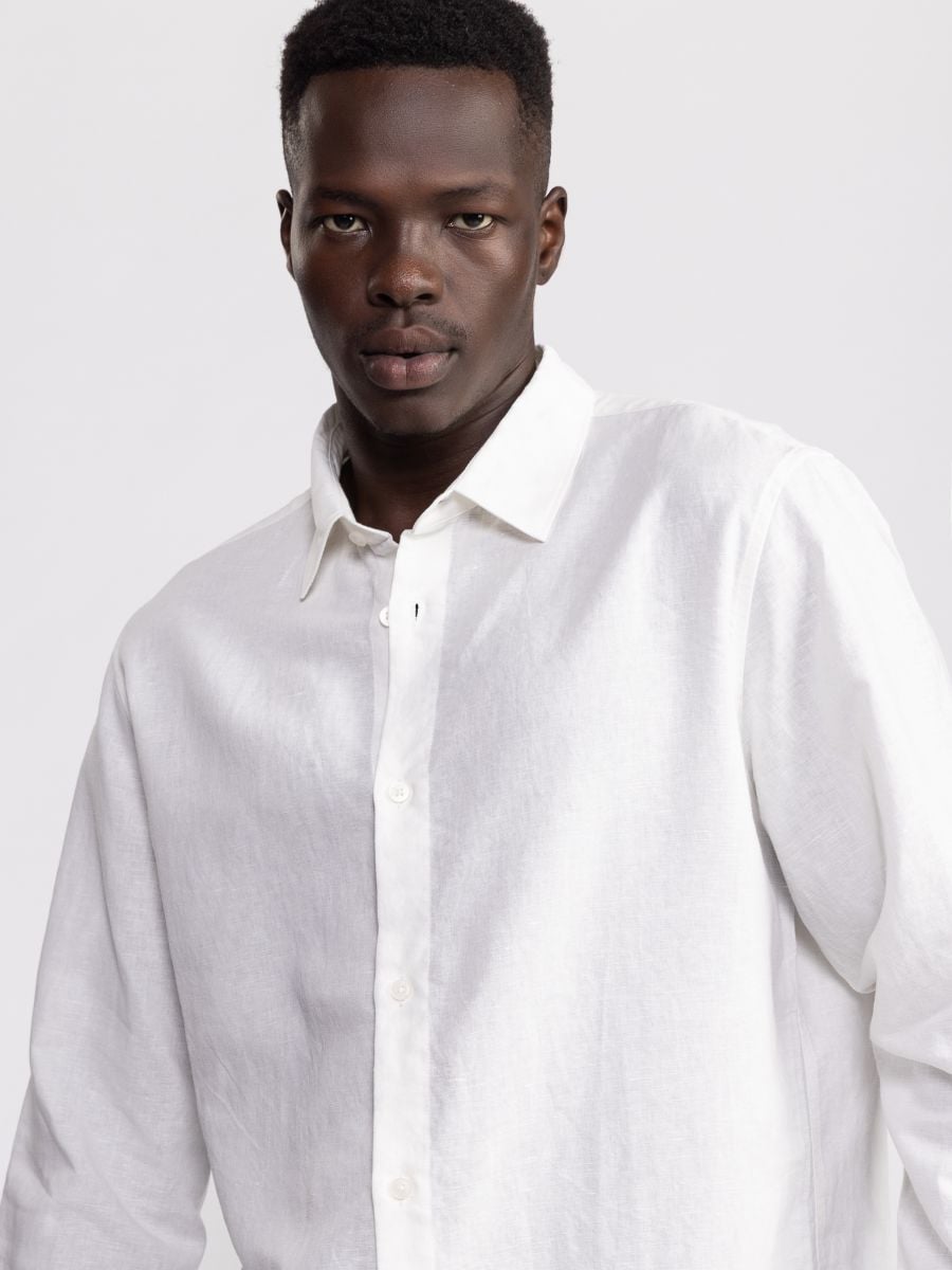 חולצה מכופתרת לגבר  מבד