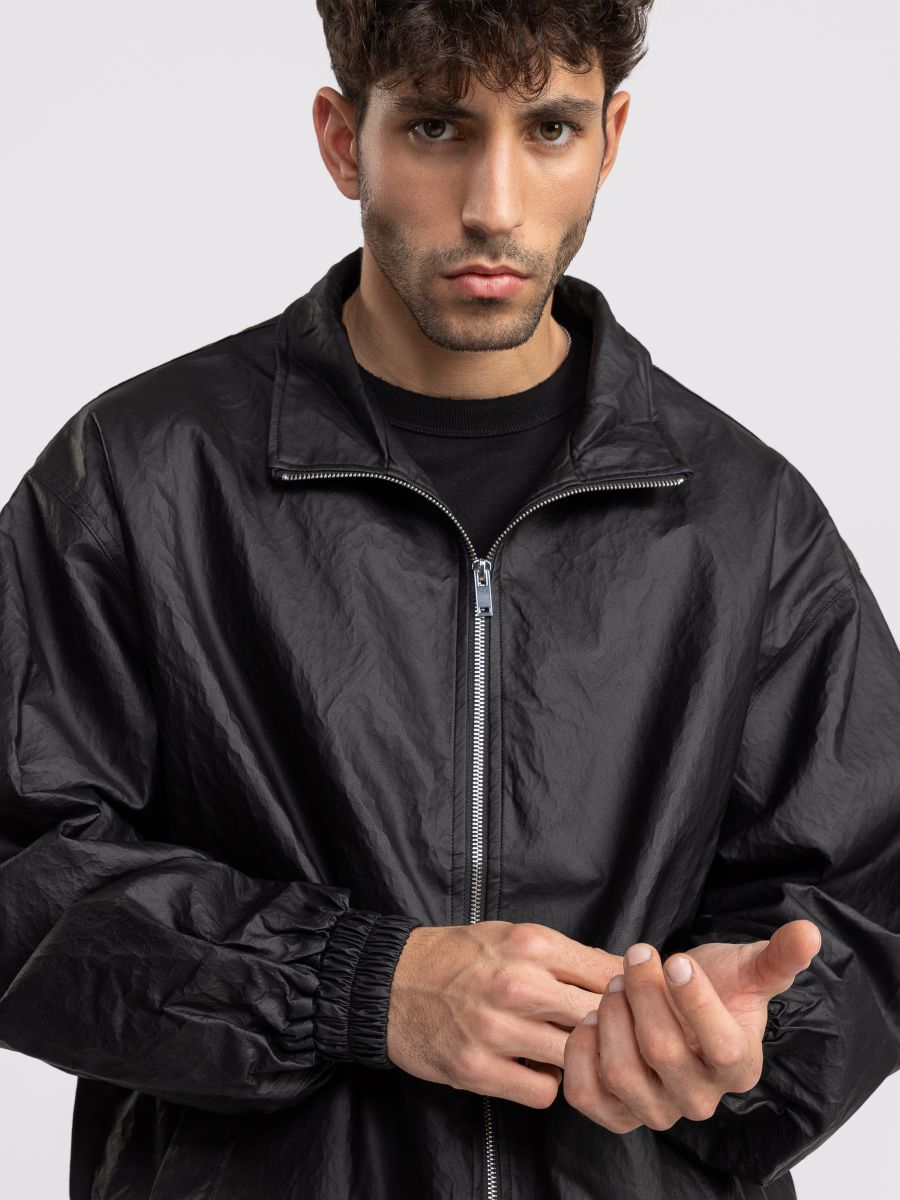 גקט לגבר עם סגירת רוכסן