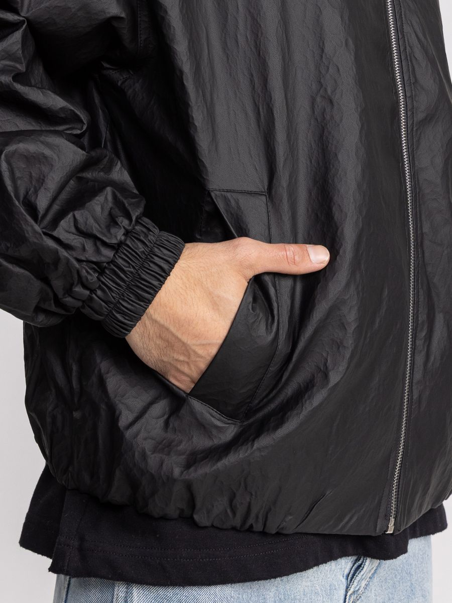 גקט לגבר עם סגירת רוכסן