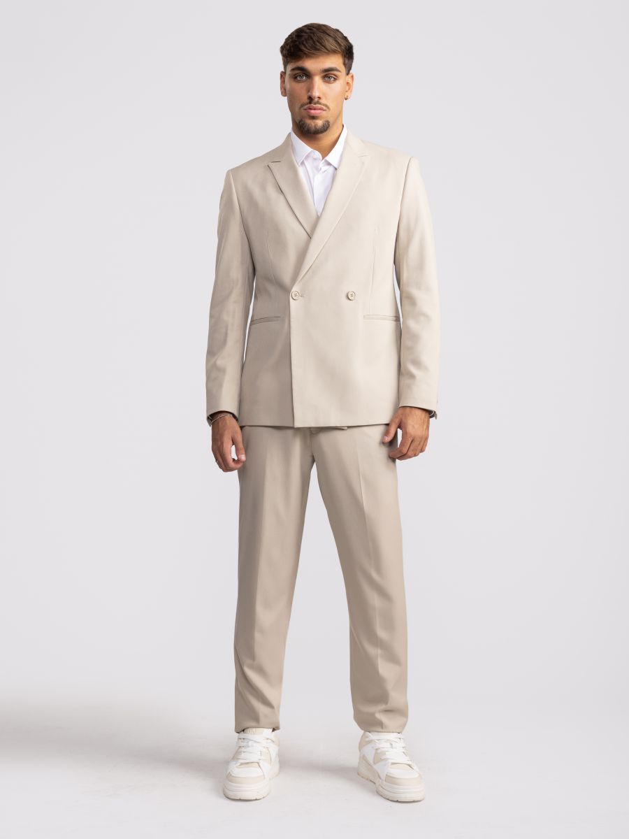 גקט לגבר עם סגירה כפולה