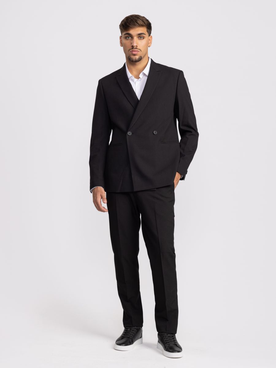 גקט לגבר עם סגירה כפולה