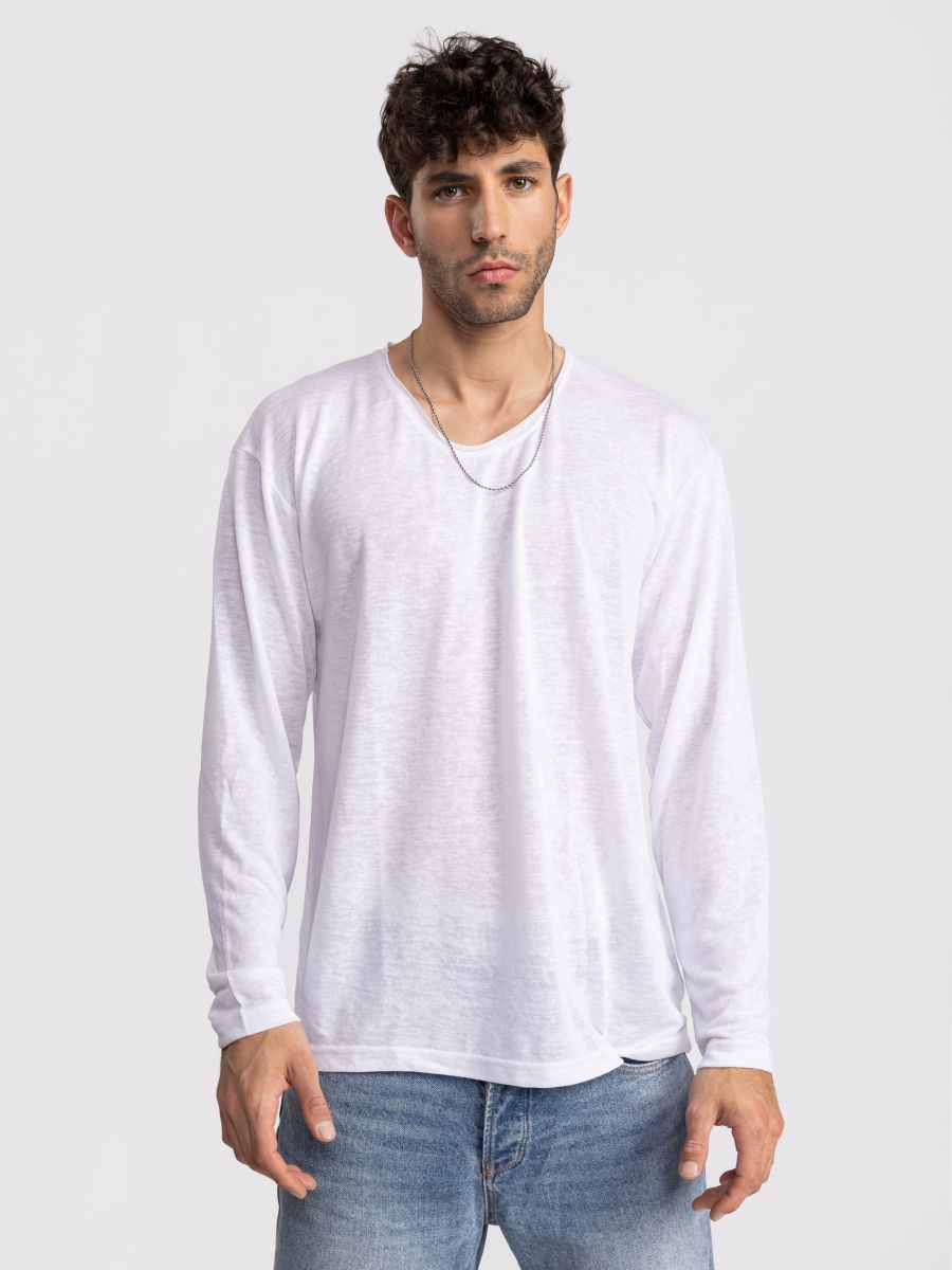 חולצת טי שירט לגבר עם תפר בגב