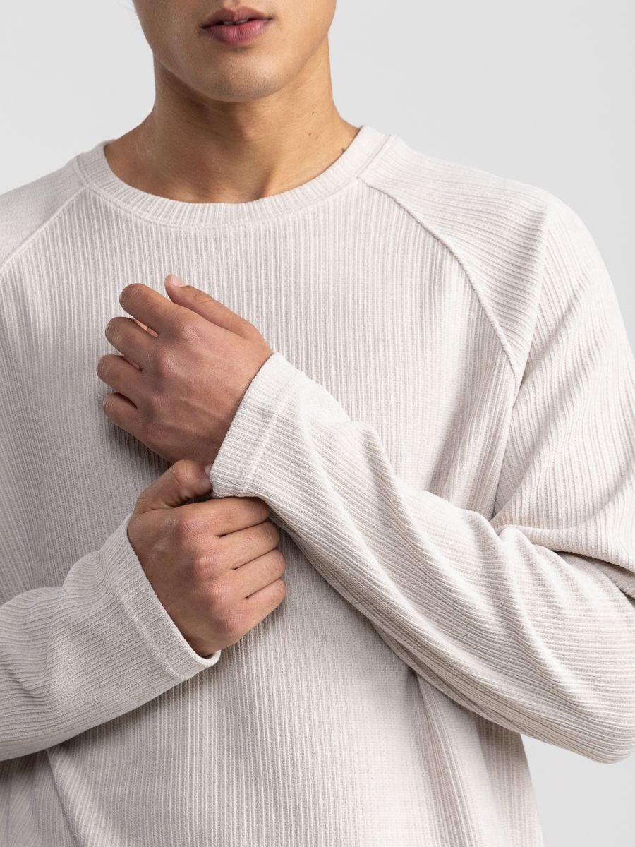 חולצת טי שירט ארוכה לגבר