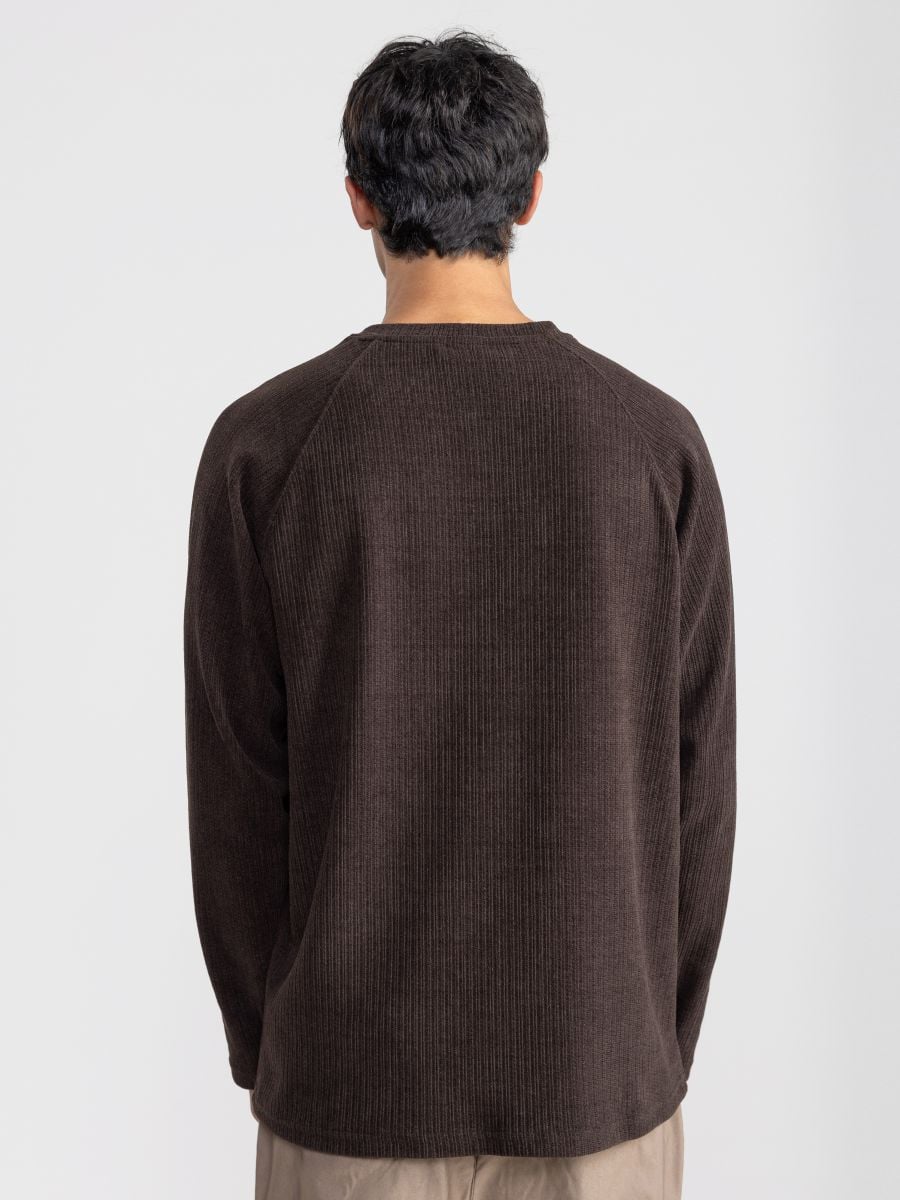 חולצת טי שירט ארוכה לגבר