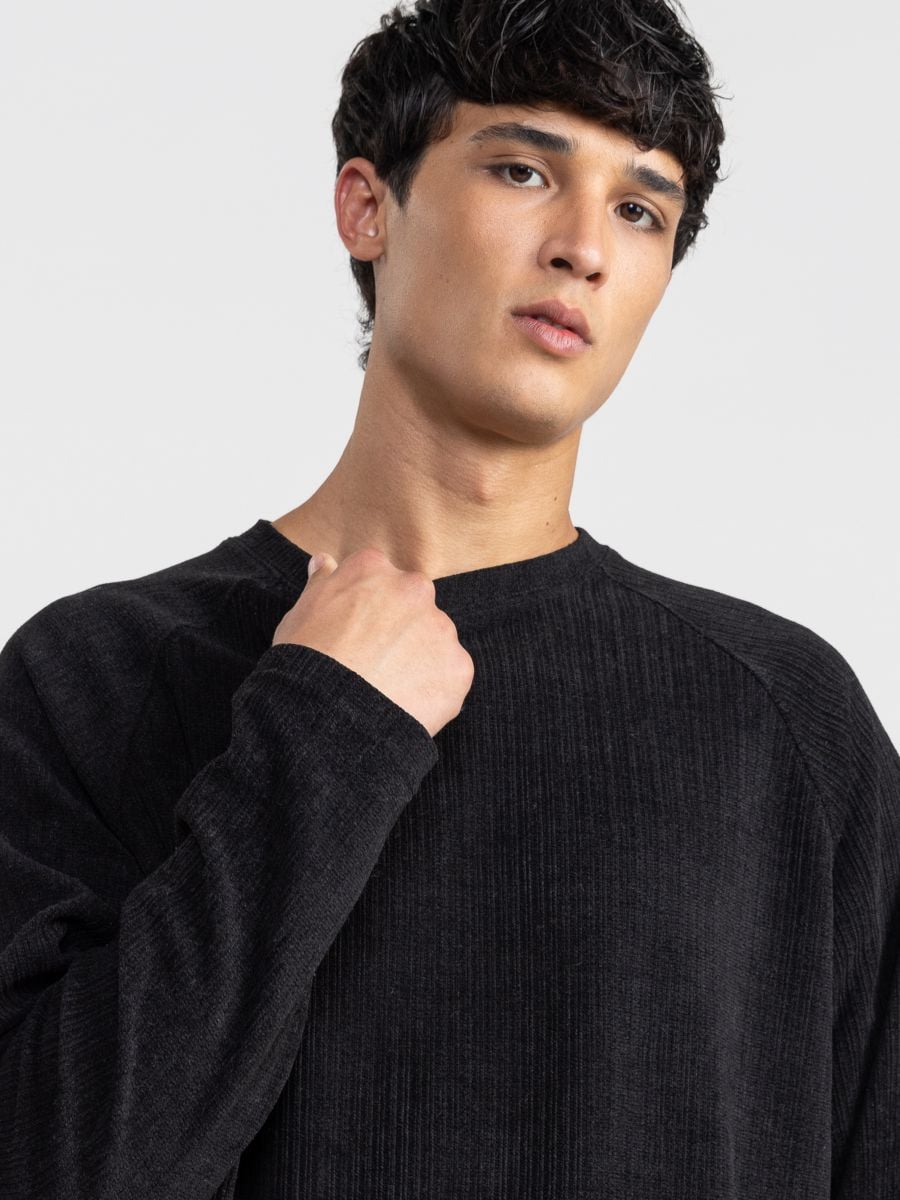 חולצת טי שירט ארוכה לגבר