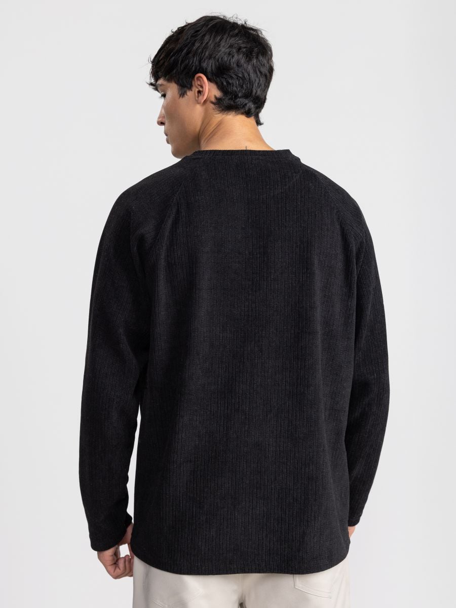 חולצת טי שירט ארוכה לגבר