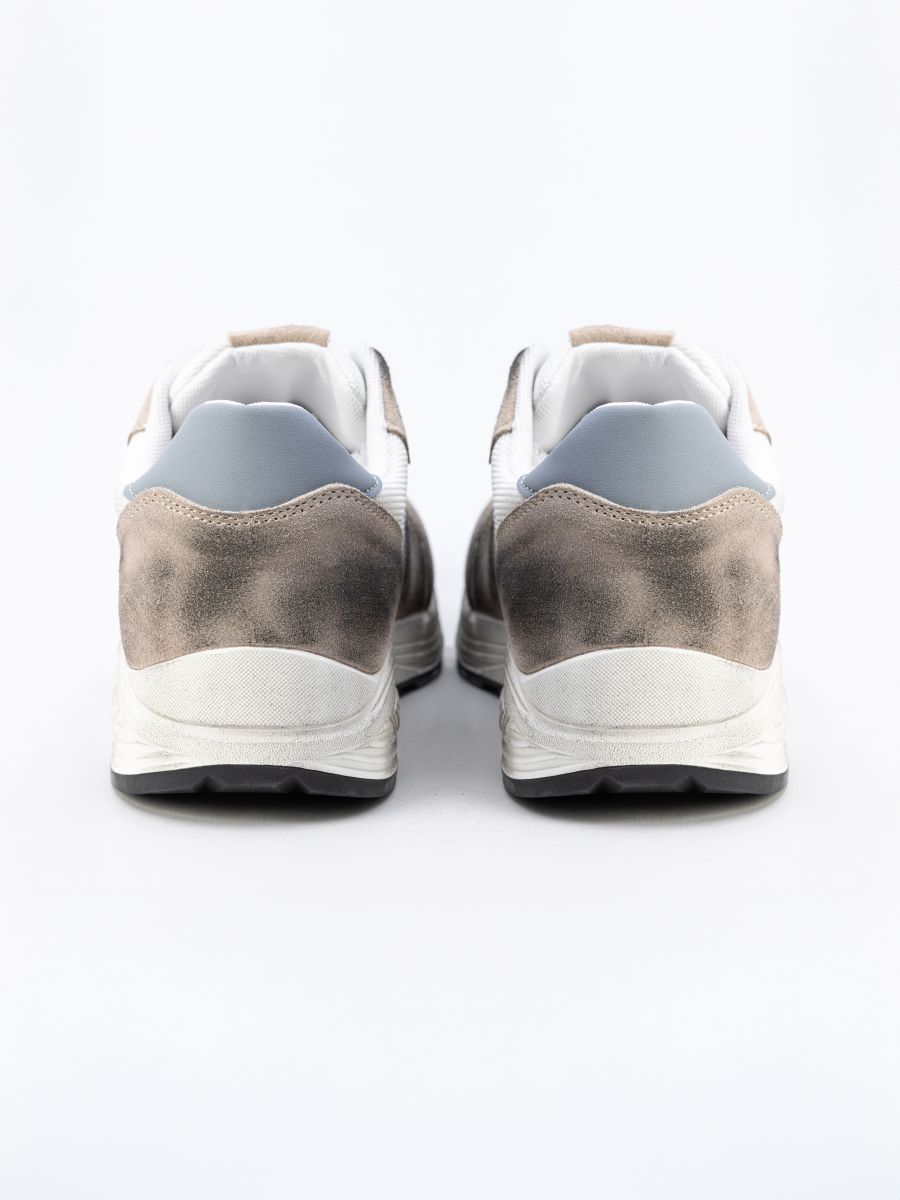 נעלי ERROR 404 בסגנון אורבני