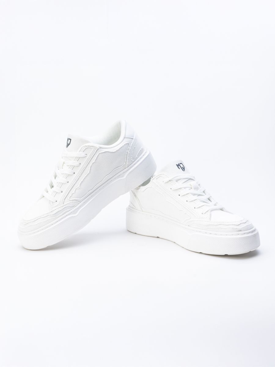 סניקרס לגבר מבד קנבס