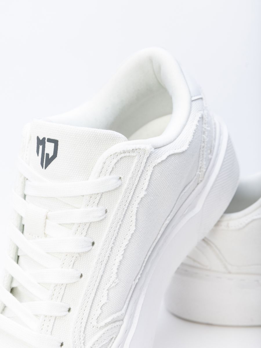 סניקרס לגבר מבד קנבס