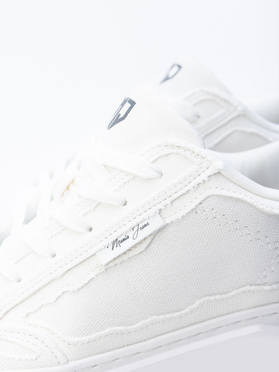 סניקרס לגבר מבד קנבס