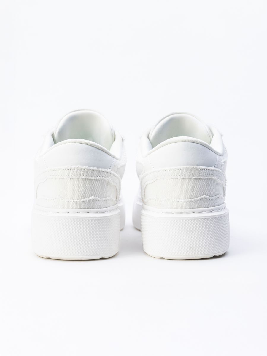 סניקרס לגבר מבד קנבס