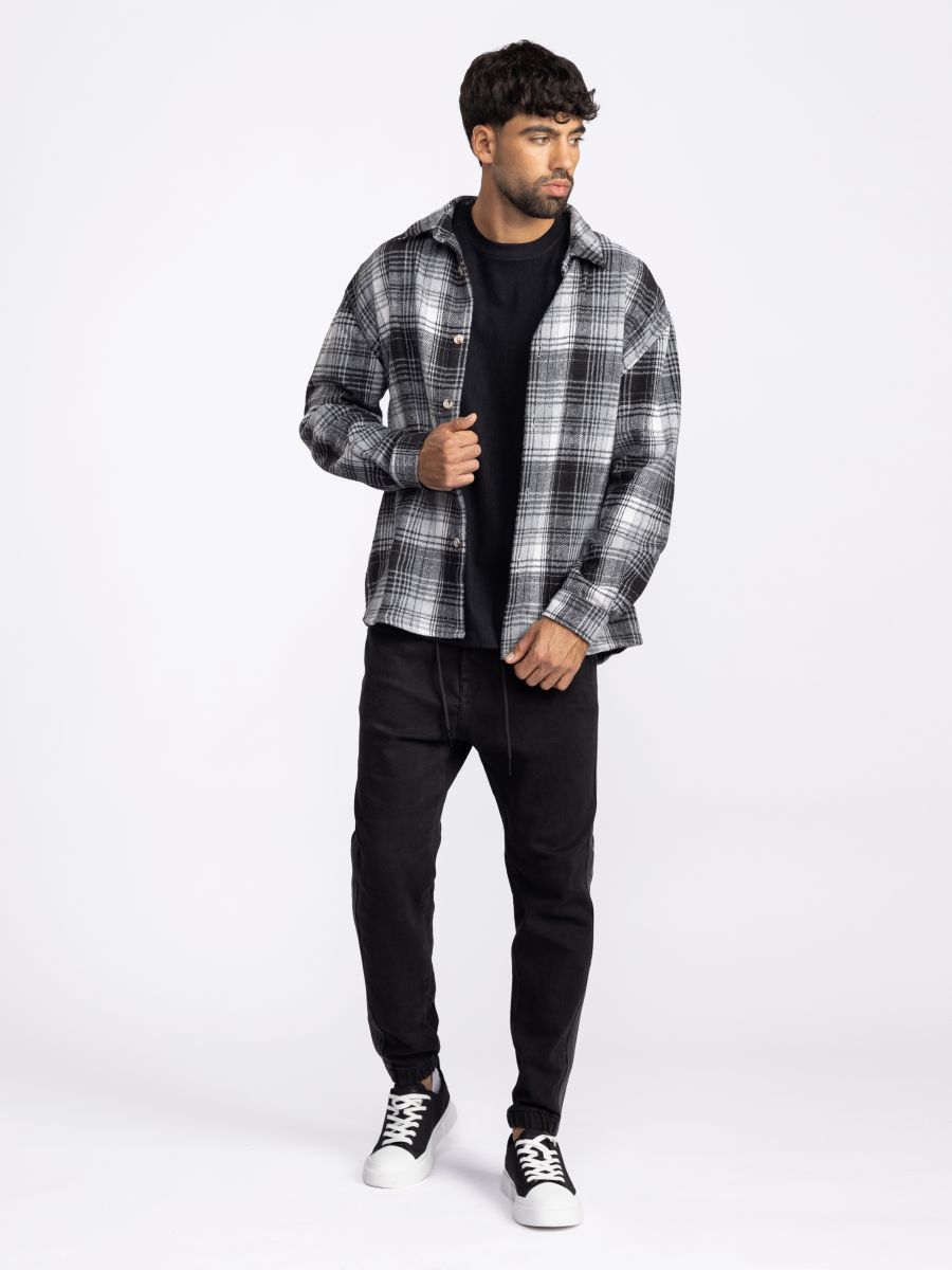 מכנסי ג’’ינס עם פסי תפר צדדיים לגבר