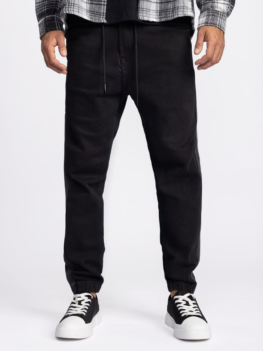 מכנסי ג’’ינס עם פסי תפר צדדיים לגבר