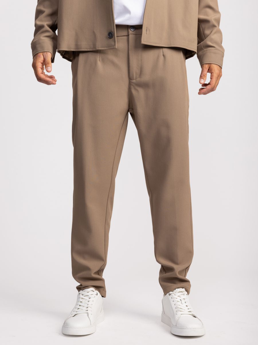 מכנסי ערב אלגנטיים לגבר