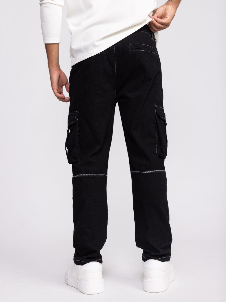 מכנסי דגמ”ח עם תפרים בולטים