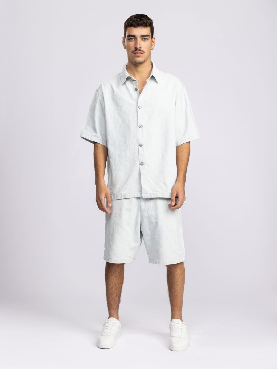 מכנסיים קצרים לגבר מבד טקסטורלי