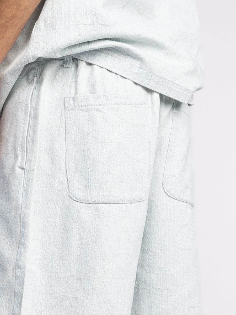 מכנסיים קצרים לגבר מבד טקסטורלי