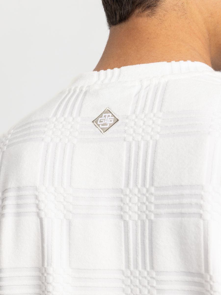 טי שירט טקסטורלית בדוגמת משבצות לגבר