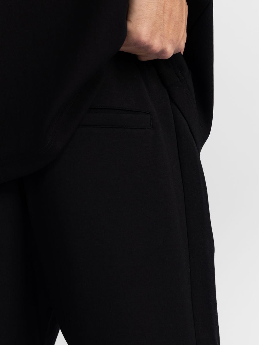 מכנסיים קצרים  לגבר ART