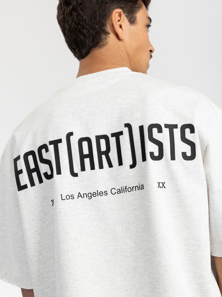 חולצת טי שירט לגבר  ARTISTS