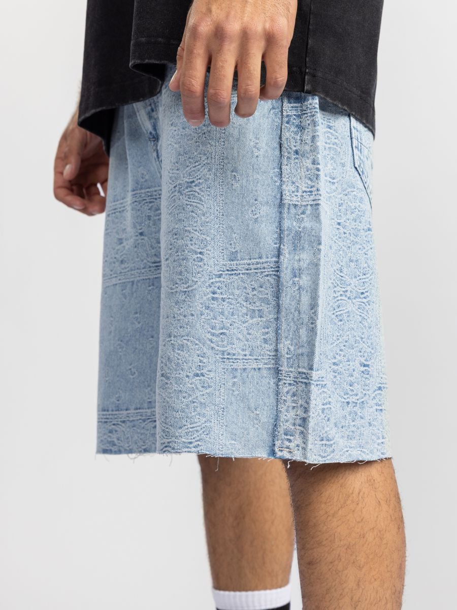 ברמודות גינס בהדפס טקסטורה עם גימור פרום