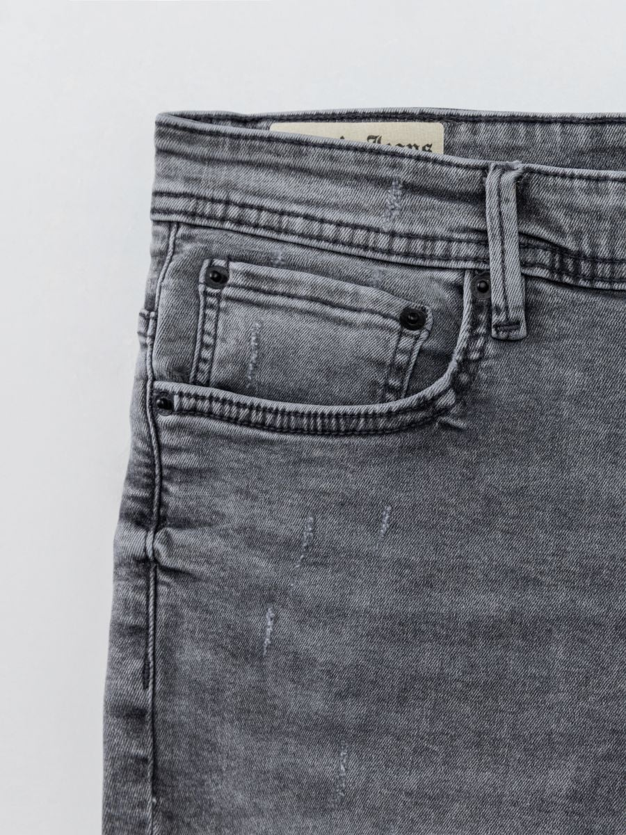 ברמודה גינס עם שטיפות עדינות