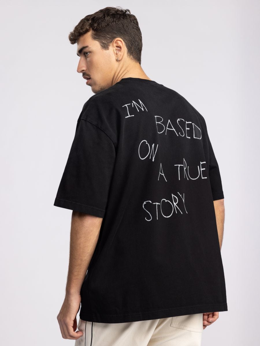 טישרט אובר סייז לגבר STORY