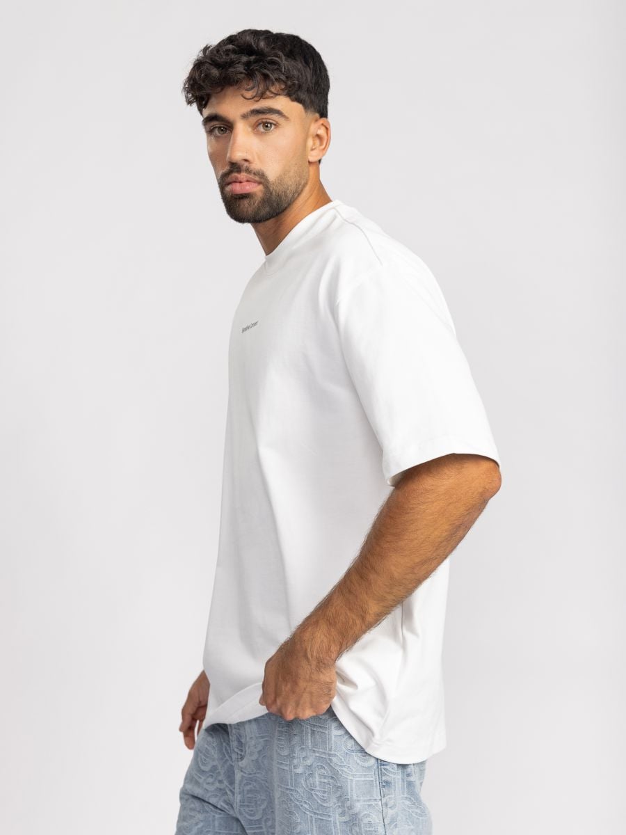 טישרט אובר סייז לגבר Sensitive Content