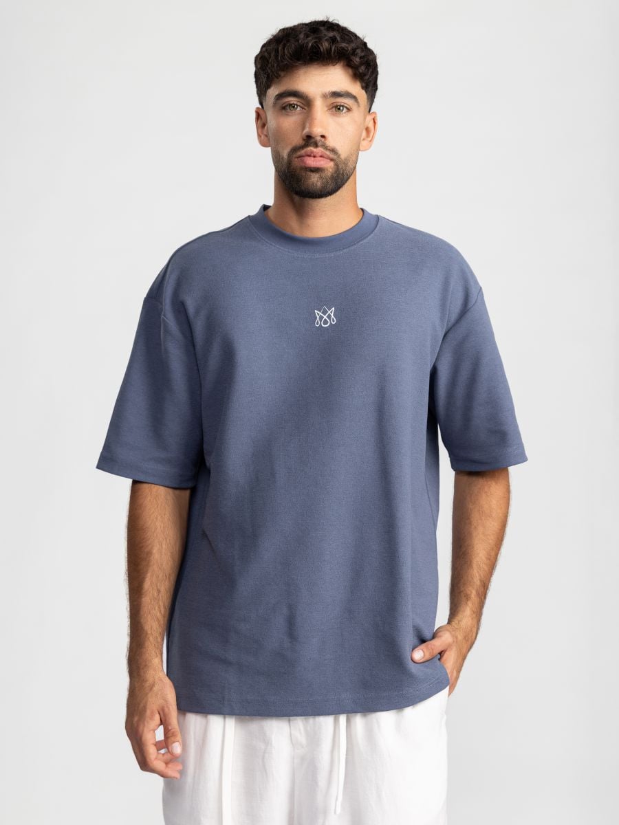 טישרט אובר סייז BE STRONGER