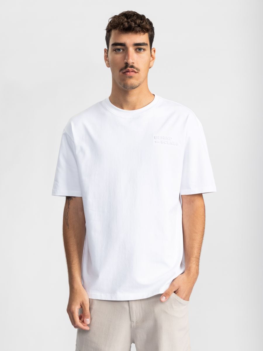 טישרט לגבר BEHIND THE SCENES