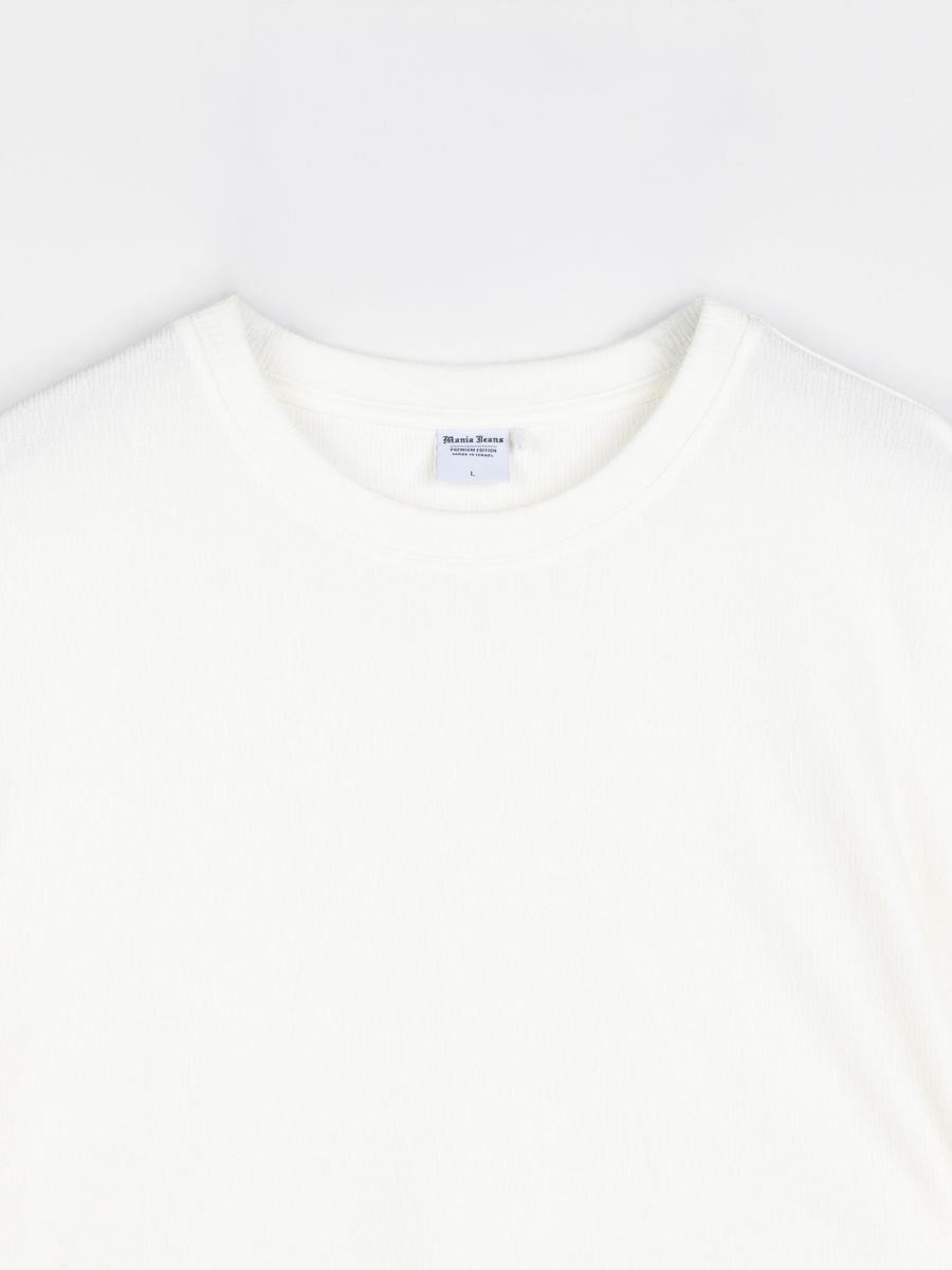 טישרט טקסטורלית לגבר