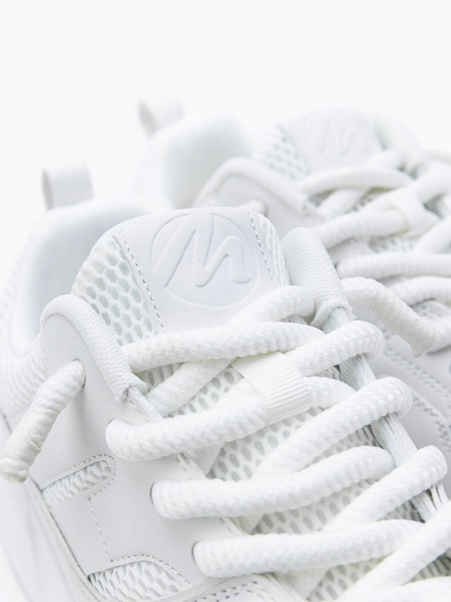 נעלי סניקרס לגבר YAN