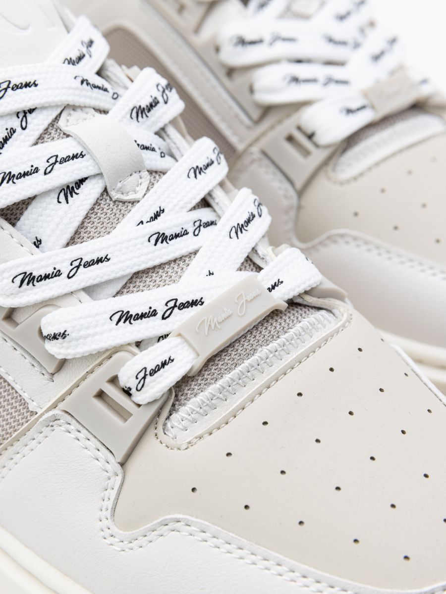 סניקרס לגבר משולבות עם שרוכים מודפסים