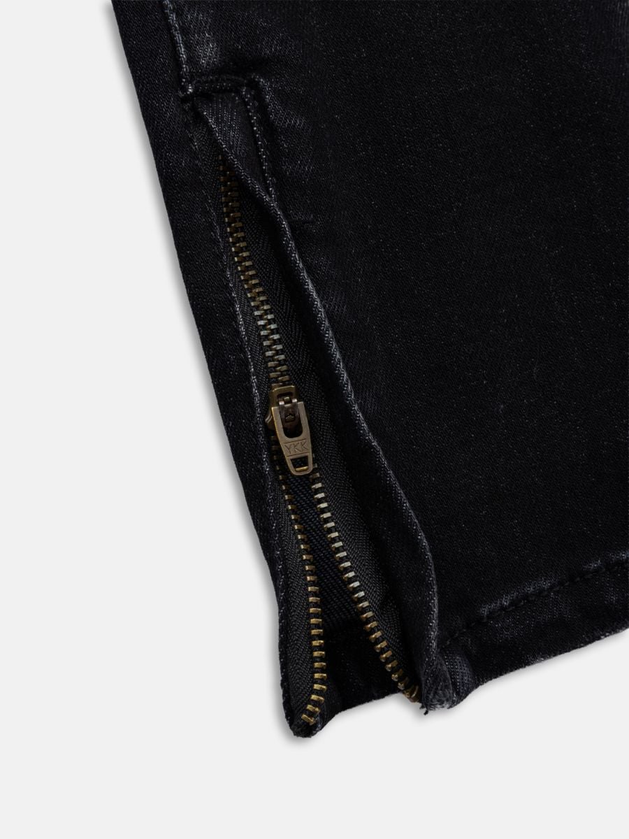 גינס לגבר DAN