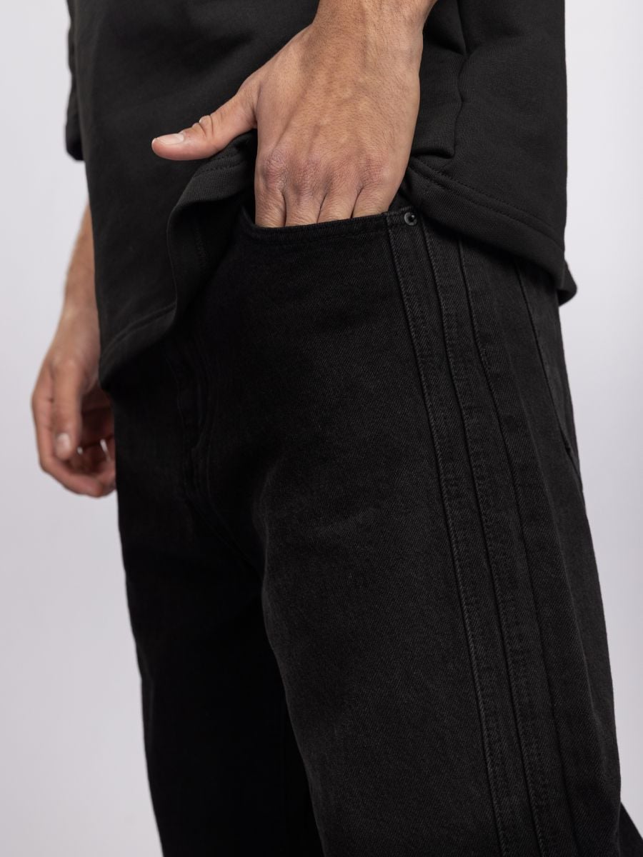 גינס לגבר עם פסי צד