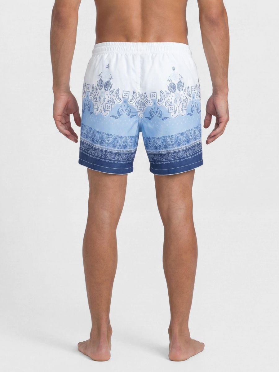 בגדי-ים בהדפס פייזלי